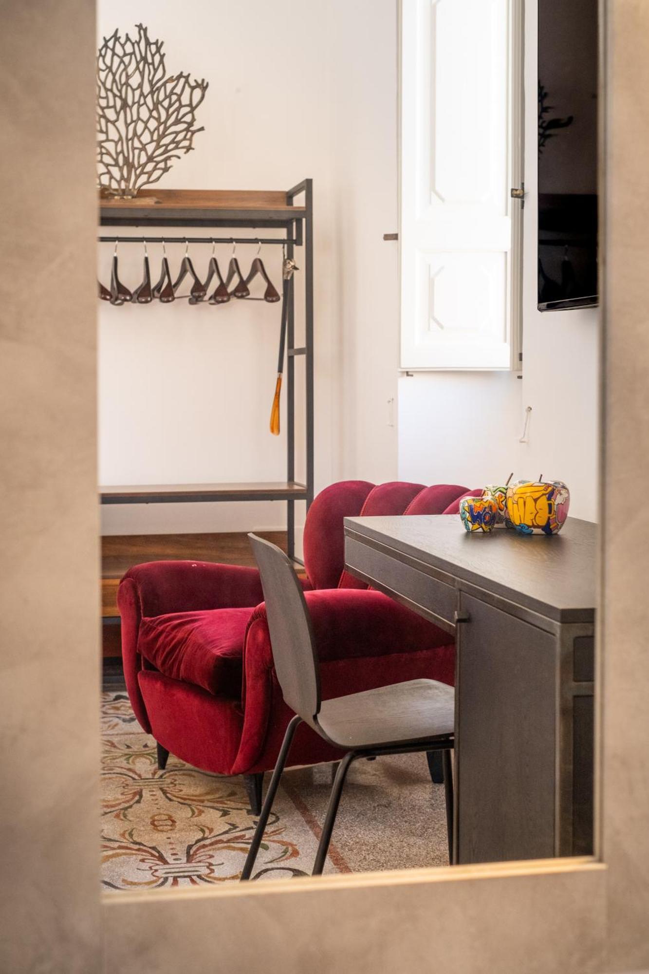 Dimora Del Vescovo Art Boutique Hotel มิแนร์วิโนดิเลชเช ภายนอก รูปภาพ